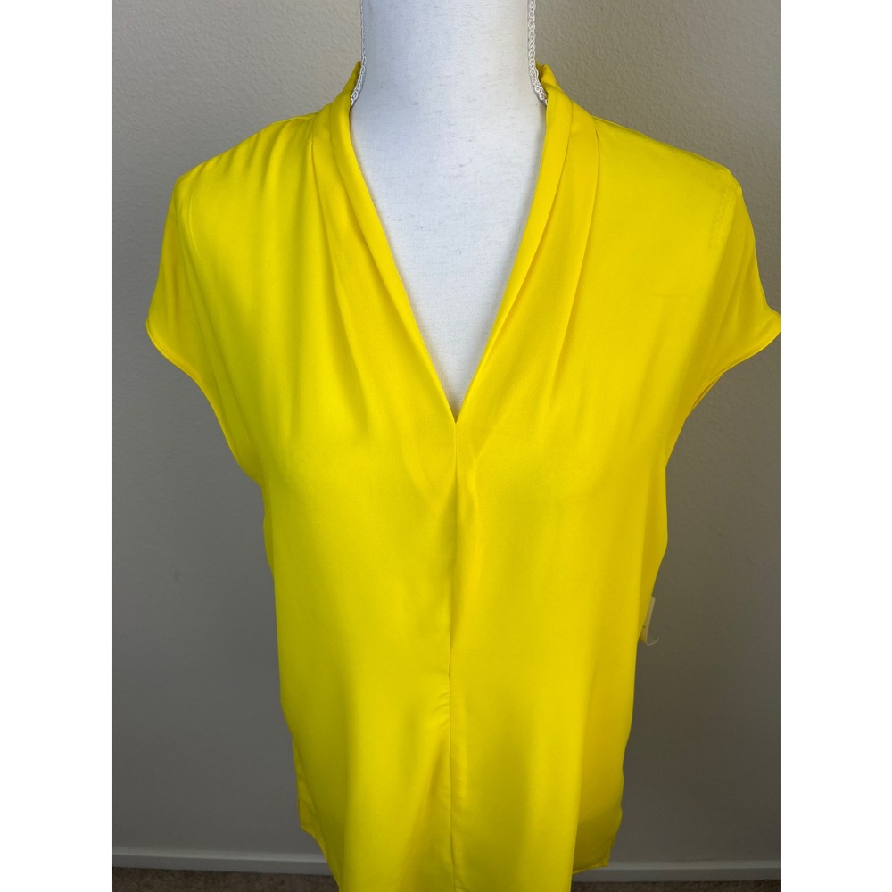 Larry Levine Women's M Vibrant Yellow Blouse Career Top Academia Dopamine Chic - Picture 2 of 9